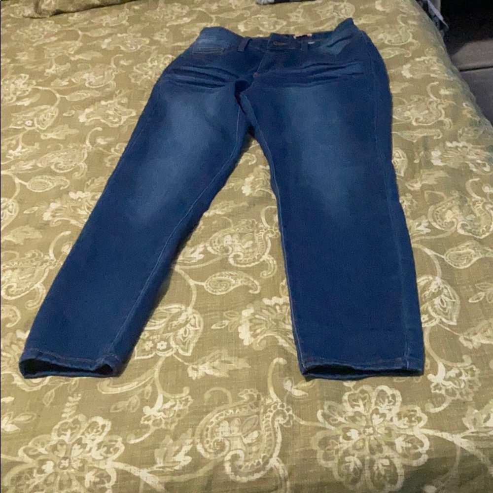 Jeans - Picture 2 of 3